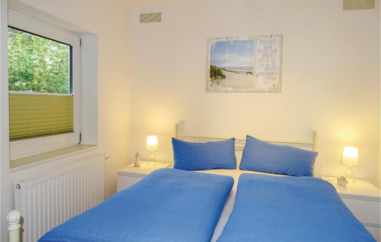 Nice Home In Insel Poel With House Sea View Екстериор снимка